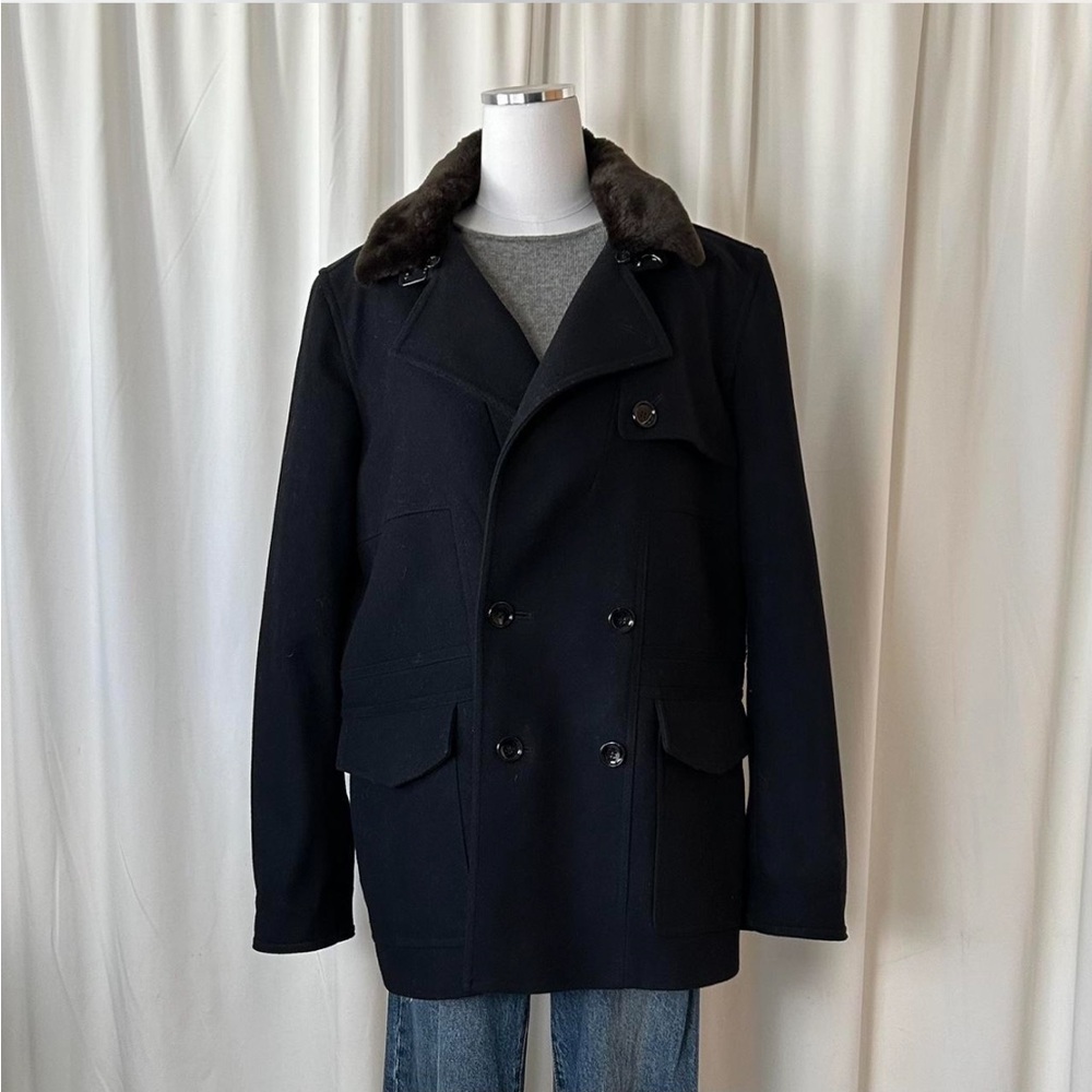 REISS Wool Blend double-breasted Peacoat with faux fur removable collar black.